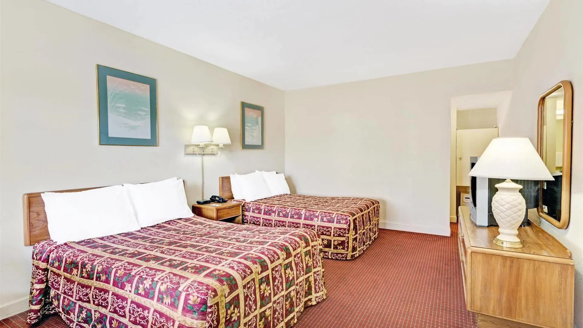 Hotel Capt. John Smith Inn Williamsburg