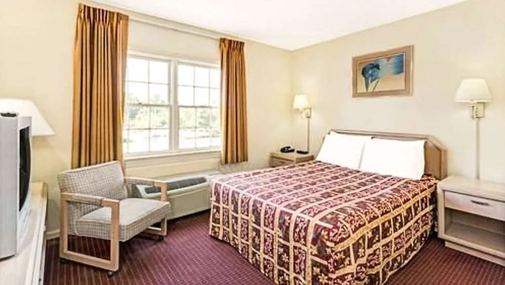 Hotel Capt. John Smith Inn Williamsburg