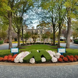 Hotel Marriott's Manor Club At Ford's Colony
